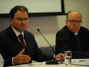 CNBB e OAB lançam manifesto em defesa da democracia e da reforma política