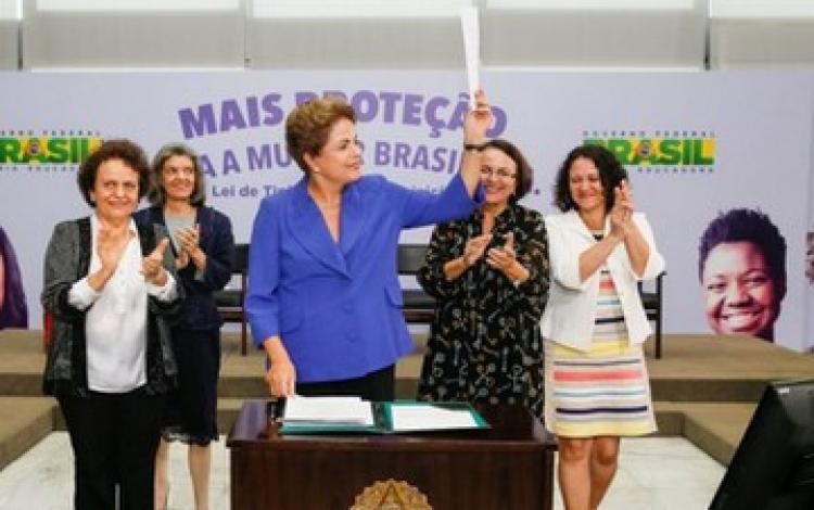 'Em briga de marido e mulher