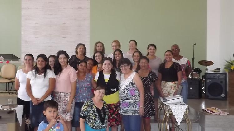 CEBI-MS: Mulheres da Assembleia de Deus em contato com a Leitura Popular da Bíblia