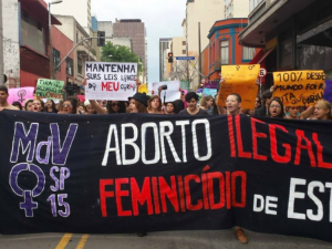 Marcha das Vadias em São Paulo pede legalização do aborto