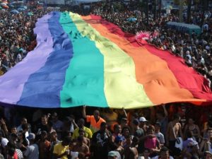 “causou” na cruz da Parada Gay - [Nancy Cardoso Pereira]