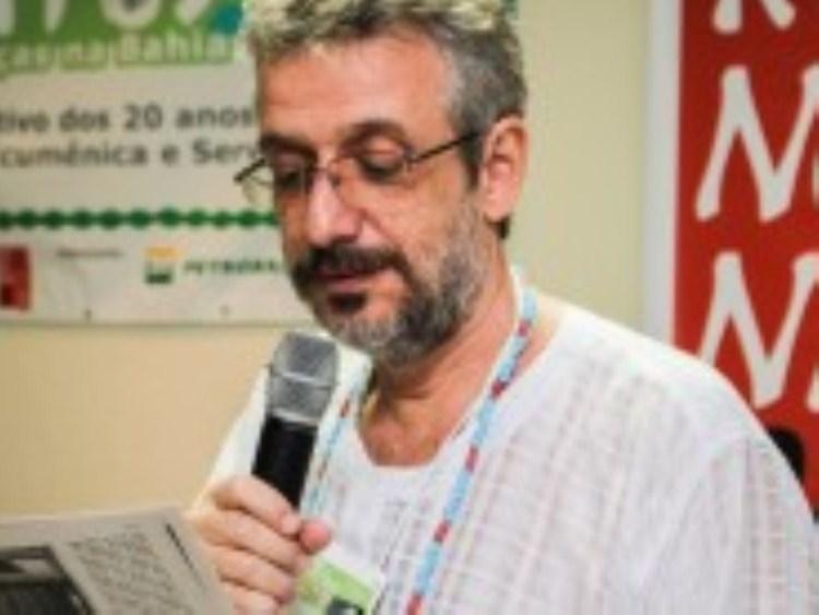 Que atire a primeira pedra ou separando joio e trigo