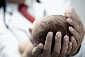 Brasil reduz mortalidade infantil em 24% após ECA