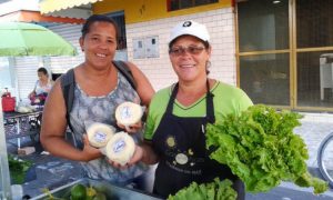 Mais de 35 toneladas de alimentos são vendidas na 5º Feira de Agroecologia da Reforma Agrária