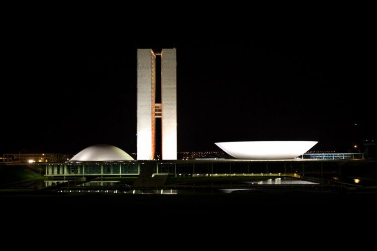 PL 2016/2015: mais um gritante ataque à democracia - Nota do CONIC