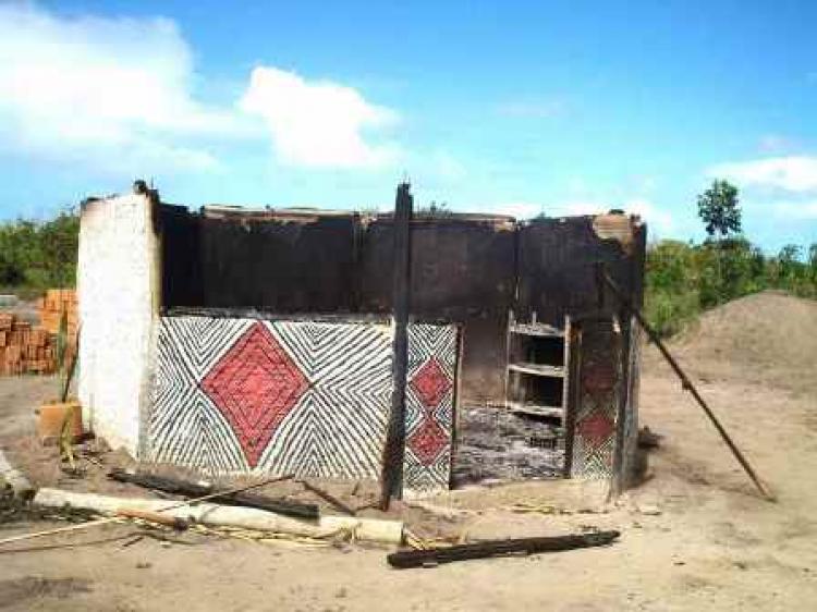 Depois de incêndio criminoso