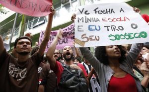 Estudantes de São Paulo ampliam pautas e querem discutir nova educação pública
