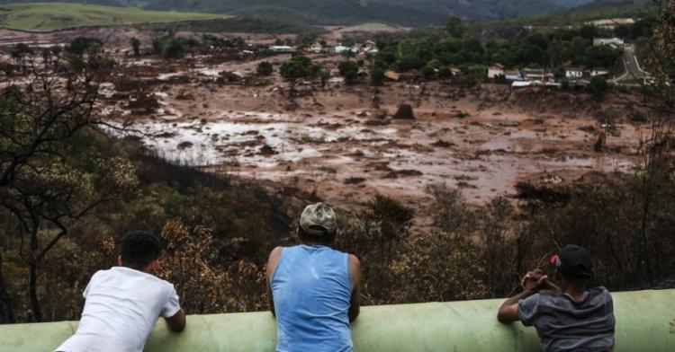'Tsunami de lama' pode ser pior com ruptura de novas barragens em MG