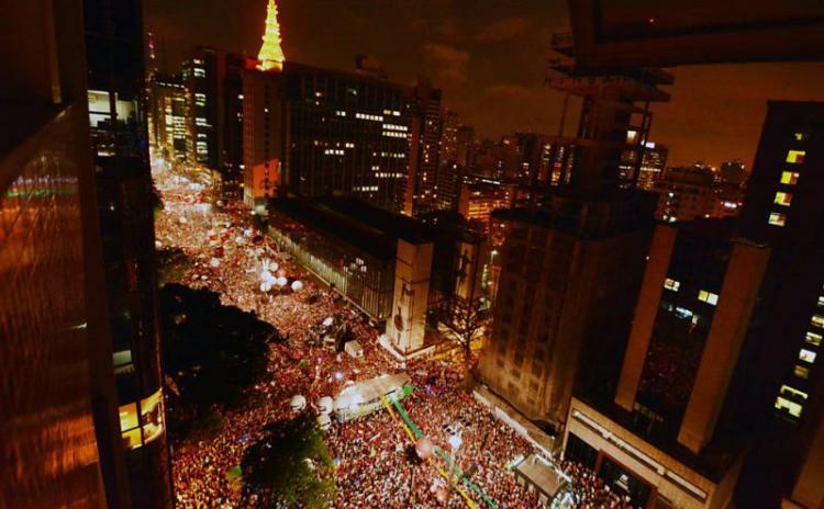 Em São Paulo, ato em defesa da democracia reúne 500 mil na Paulista 1 Em São Paulo
