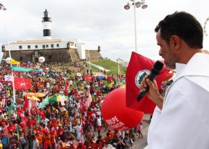Em ato ecumênico