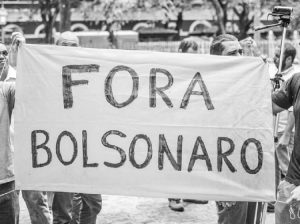 Bolsonaro e a violência contra a mulher na política