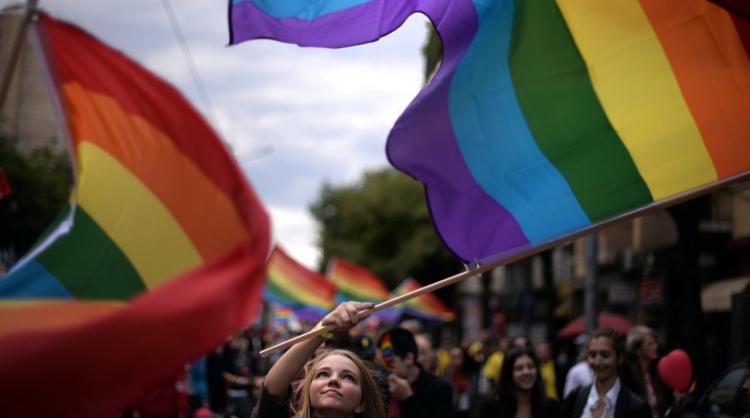 Orlando é aqui: A sua ‘opinião’ e a sua ‘piada’ matam LGBTs todos os dias