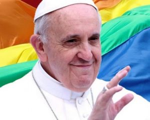 Papa: “A Igreja deve pedir perdão aos gays”