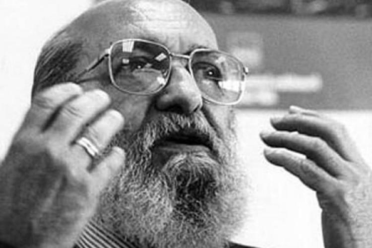 Paulo Freire