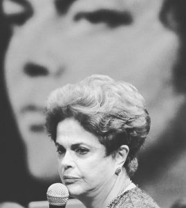 Júri de Dilma