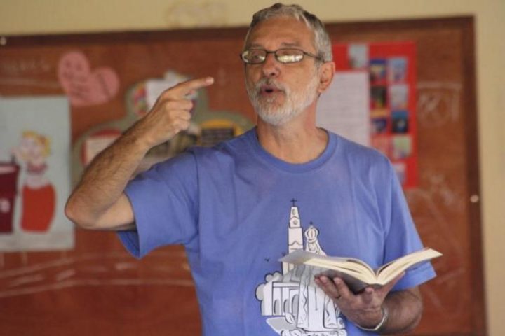 “A Bíblia é o grande instrumento de libertação dos leigos”. Entrevista com Francisco Orofino