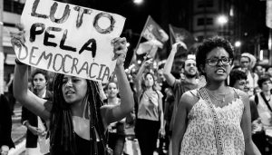 Manifestações por todo o Brasil seguem pedindo por 'fora