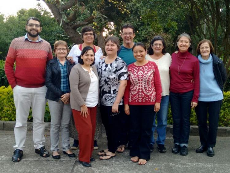 Turma do DABAR VI realiza reencontro de partilha e aprofundamento bíblico