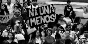 Mulheres argentinas realizam primeira greve nacional contra a violência de gênero