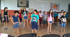 EBAC Ensaiando a dan%C3%A7a da cria%C3%A7%C3%A3o