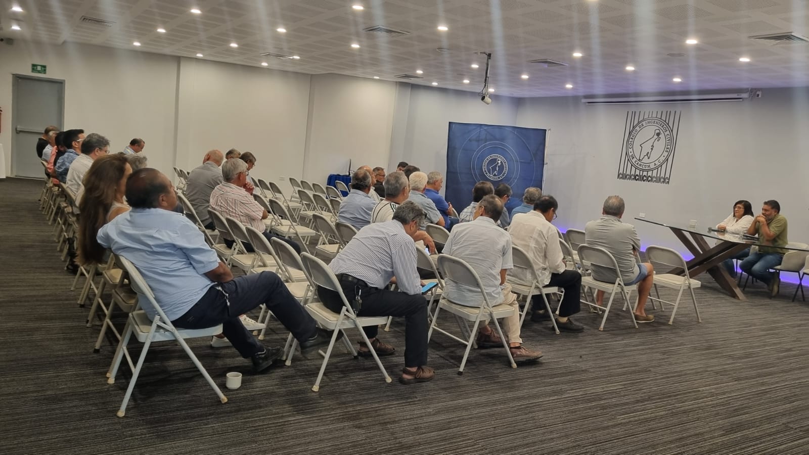 Modernización y Actualización: Entrega de Nuevas Credenciales PROS a Peritos Certificados