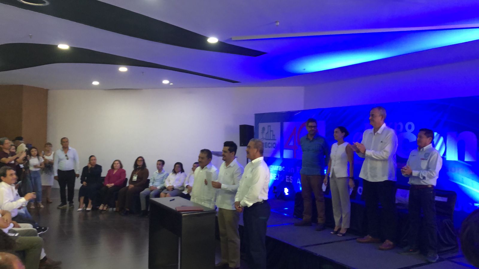 Ingeniería En Acción: Nuestro Colegio Presente En La Inauguración De Expo Deconarq 2025