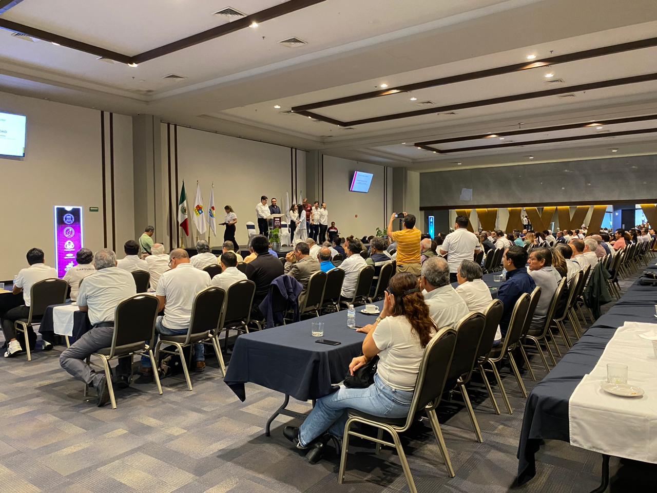 Calendario del Constructor: Taller Municipal Aborda Regulación en Desarrollo Urbano Responsable