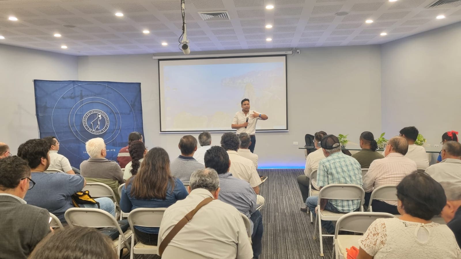 Desarrollo Profesional: Capacitación en Plataforma SISETRA