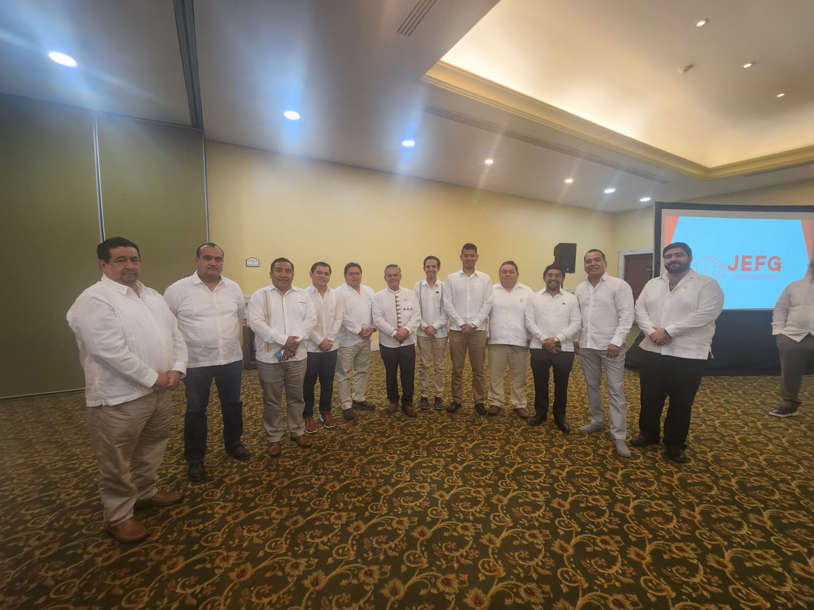 Voz del Consejo: Representación Colegial en la Toma de Protesta del XXXV Consejo de Yucatán