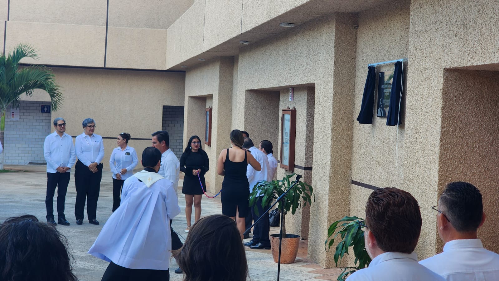 Construyendo Excelencia: El CICC Acompaña a La Salle Cancún en la Reinauguración de su Auditorio Universitario