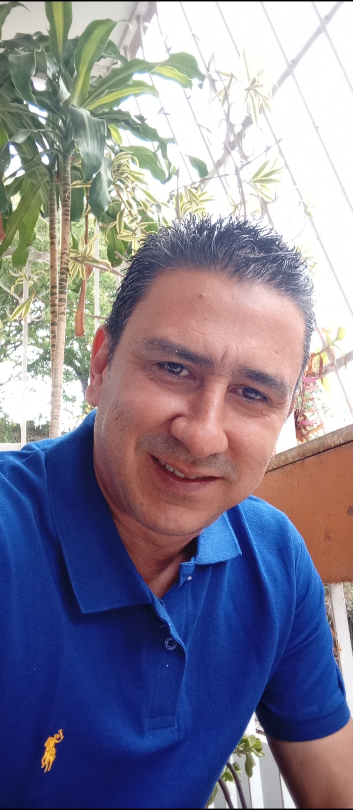 Efrain Paredes