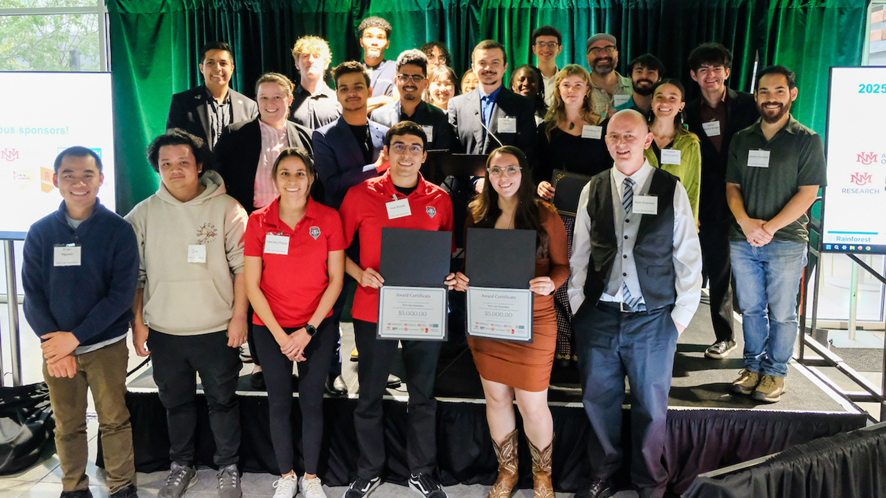 2025 Lobo Hackathon fast-tracks ideas, awards $19k in cash prizes