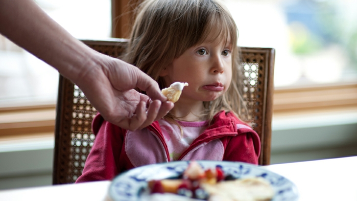 5 smart ways to cope with young, picky eaters