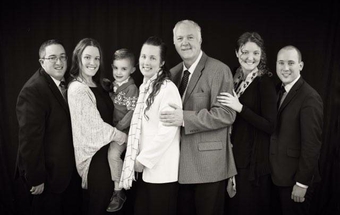 Family photo before Terrie Loflins first day of chemotherapy