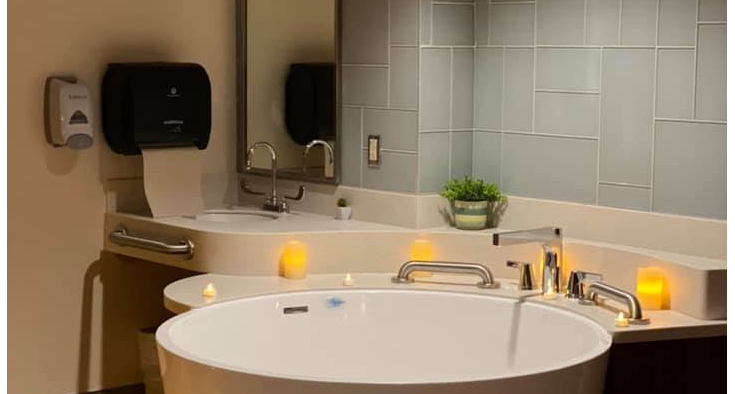 Hydrotherapy delivers relief, support for moms in labor