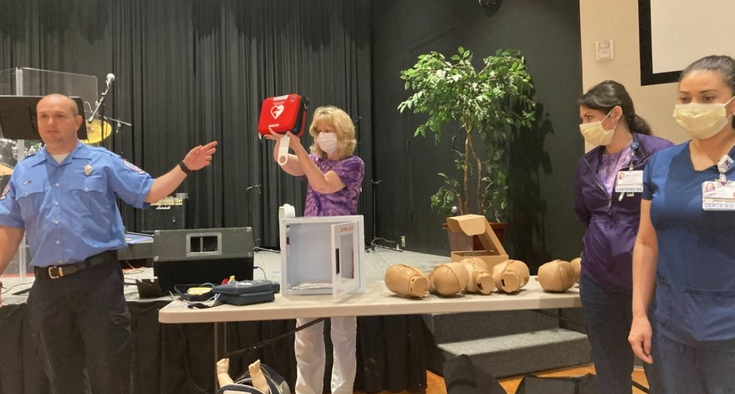 Charlotte Latino congregations get trained on hands-only CPR