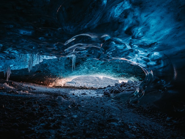 105: Ice Cave In The Medicine Lake Highlands