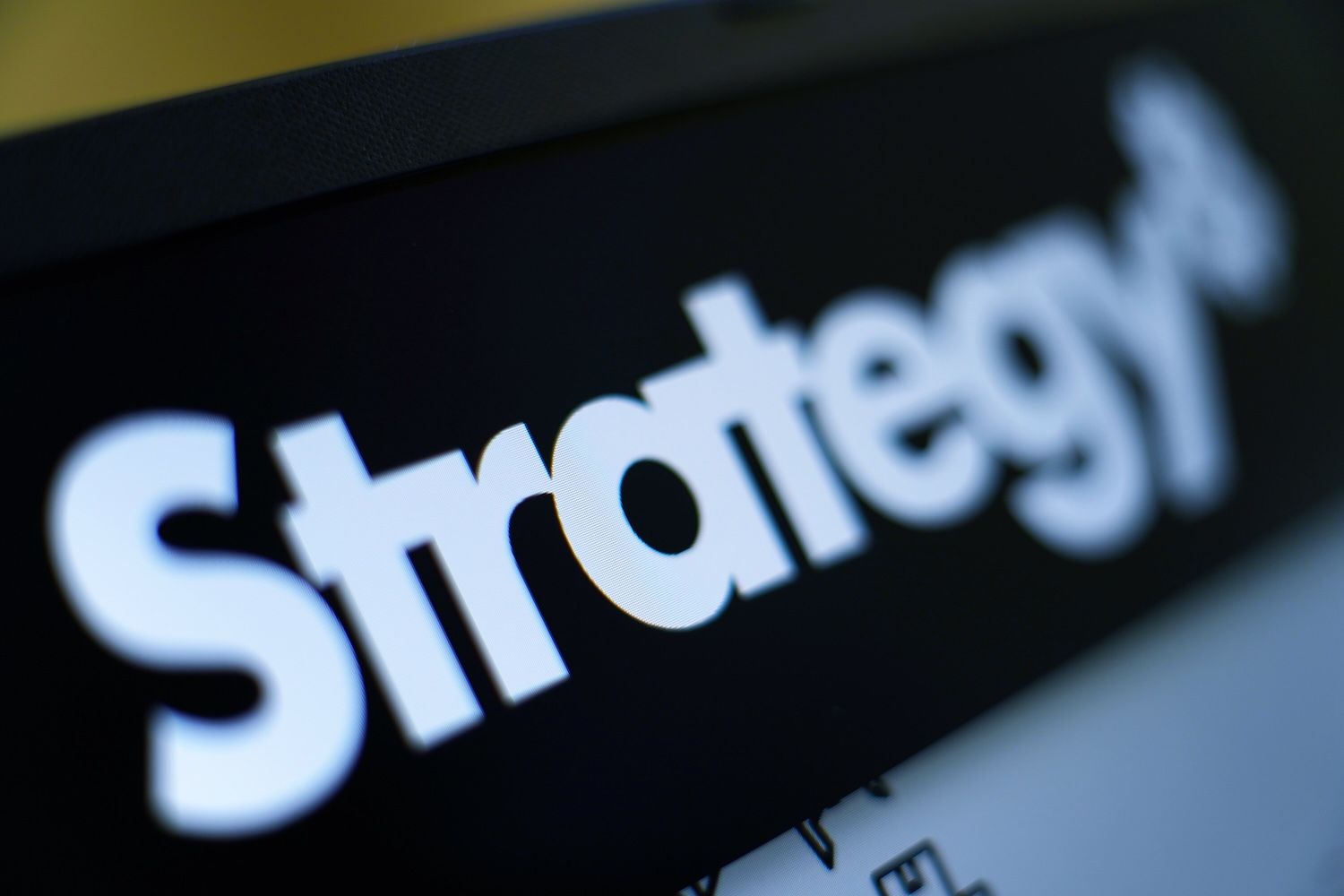 Strategy Sold 1,638 Bitcoin Last Week, Here Is Where The Cash Went