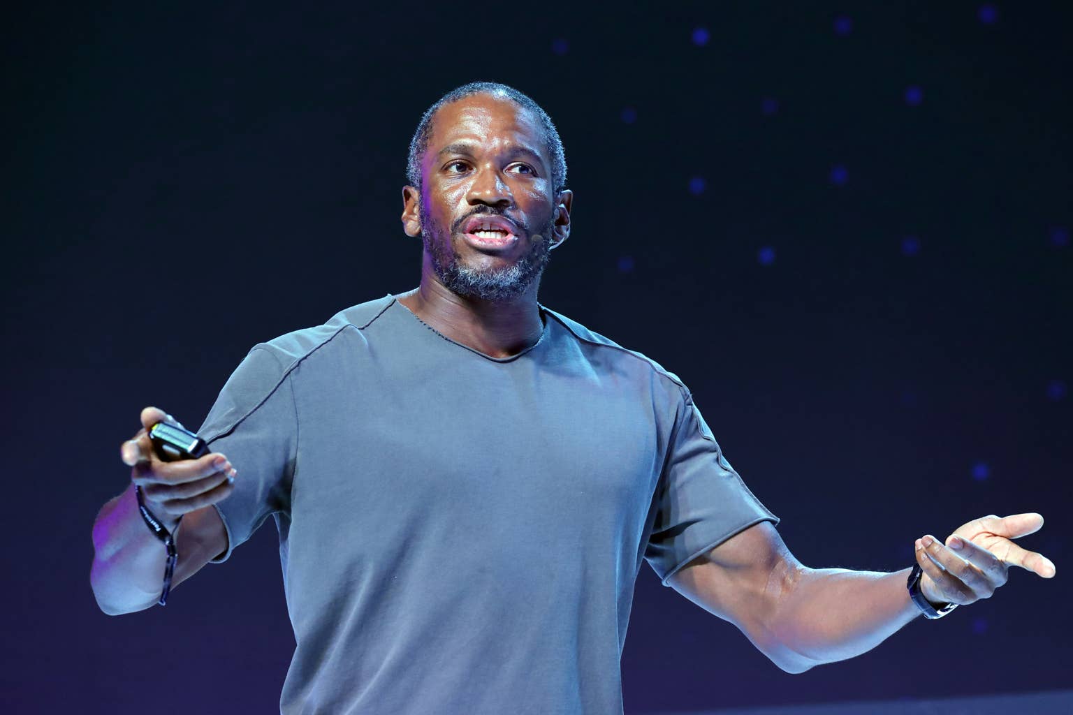 Arthur Hayes says Bitcoin could hit $1 million after the next AI bailout