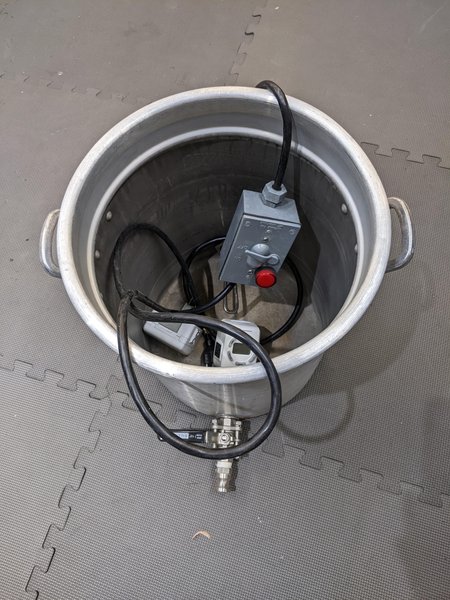 Plug-in Electric Pot (6 gallons)