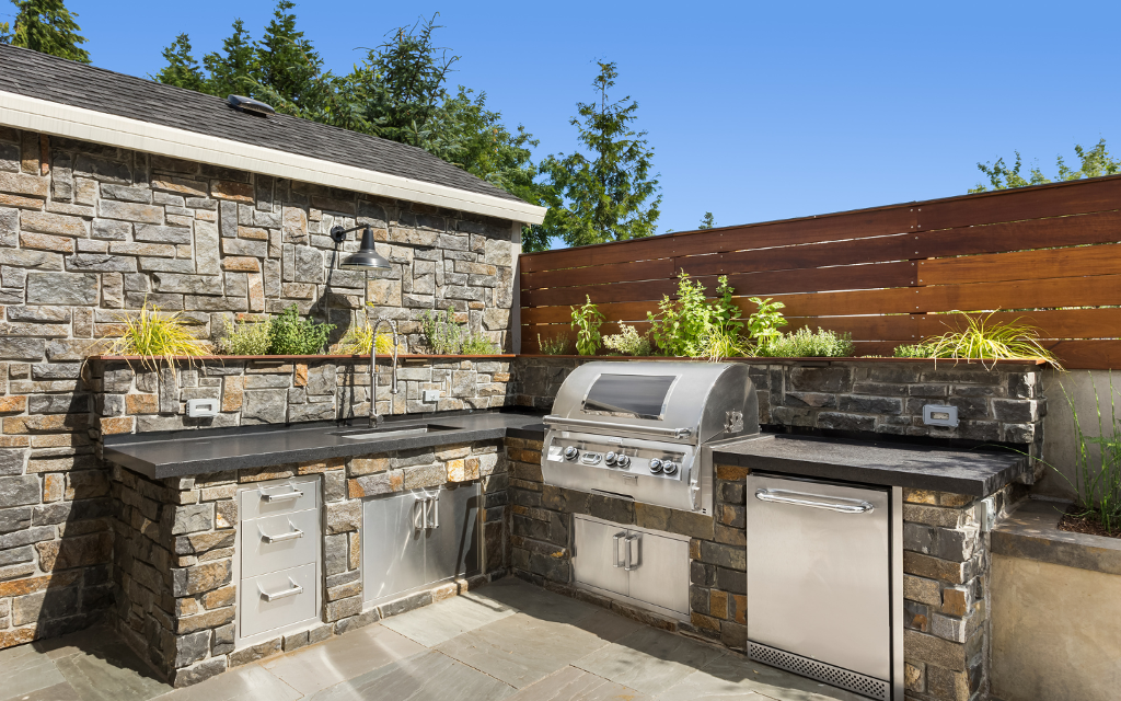 outdoor kitchen