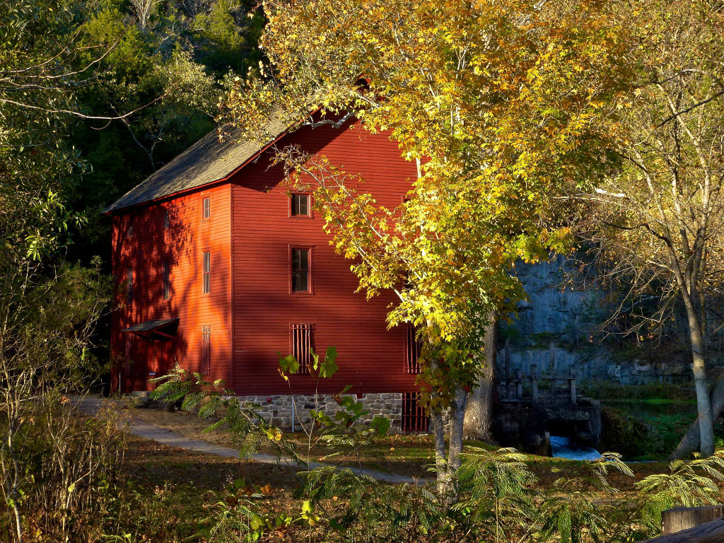 Alley Spring Mill