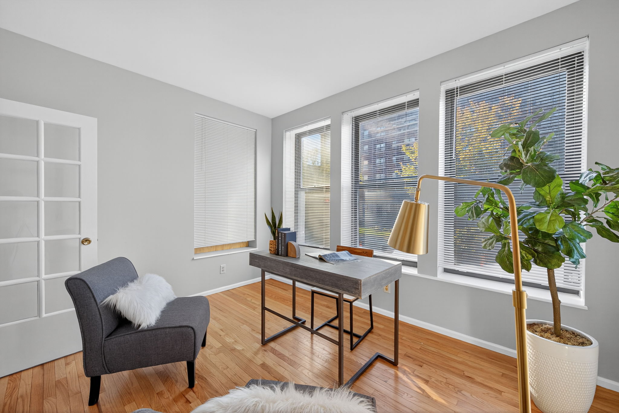 5559 Pershing St. Louis