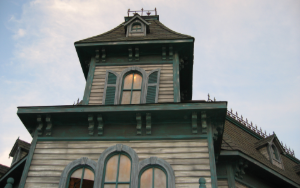 Spooky House