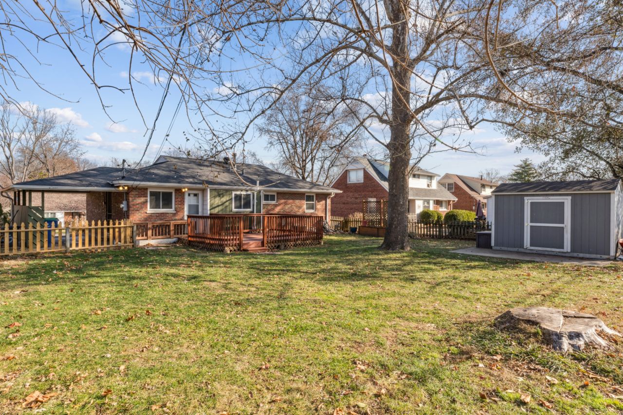 8721 Del Vista Crestwood MO Exterior