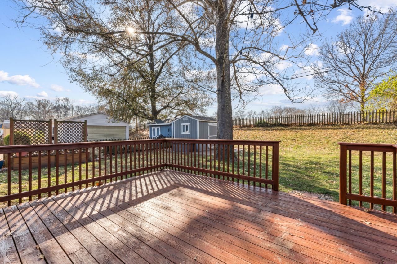 8721 Del Vista Crestwood MO Exterior