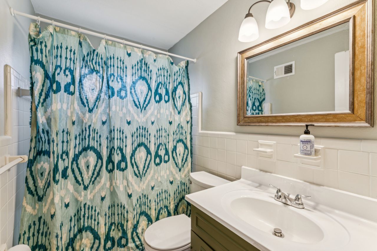 8721 Del Vista Crestwood MO Interior