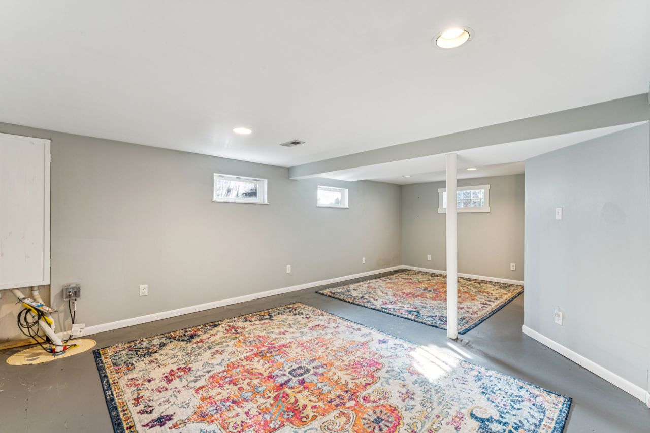 8721 Del Vista Crestwood MO Interior