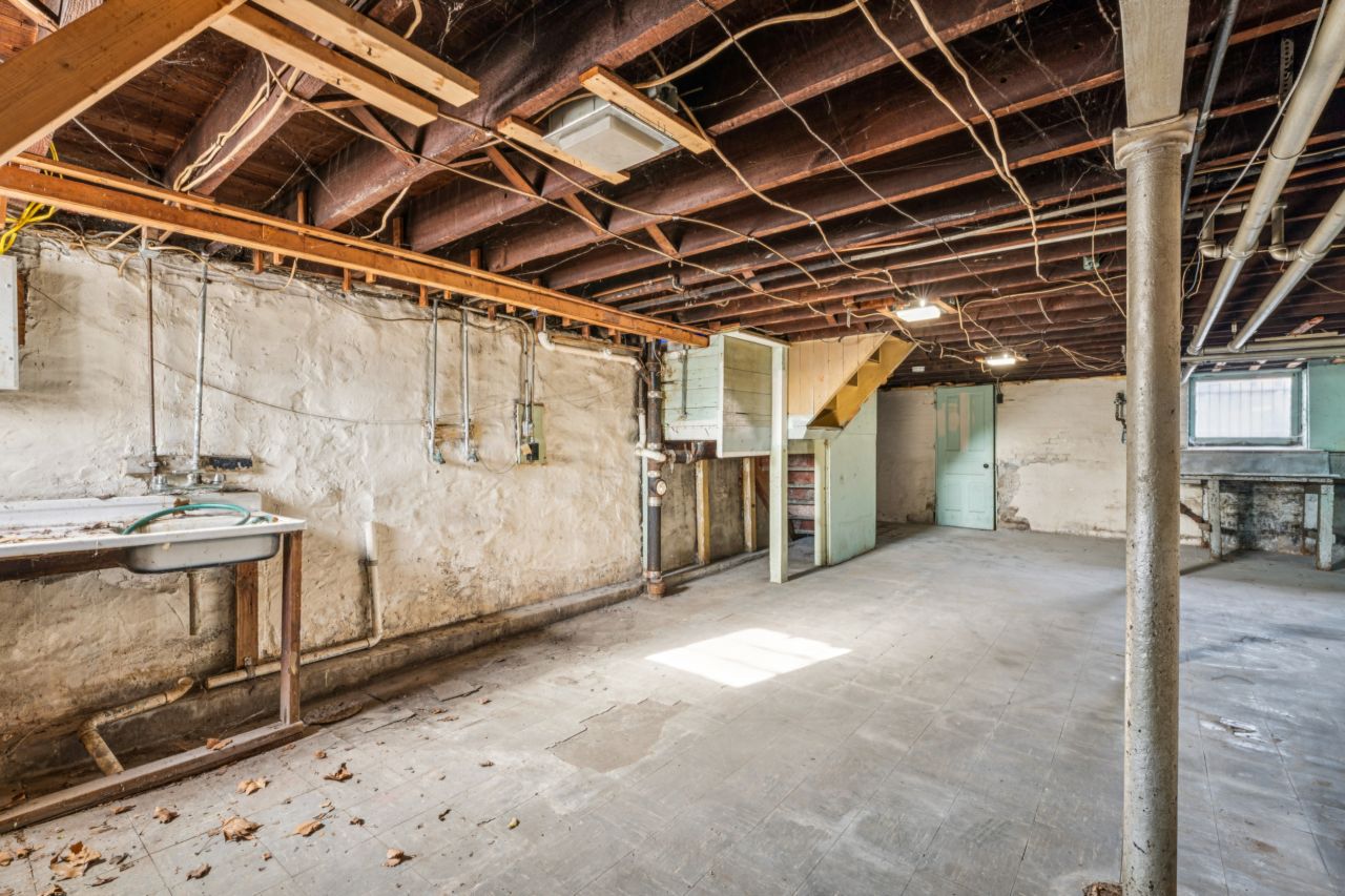 3326 Humphrey St. Louis