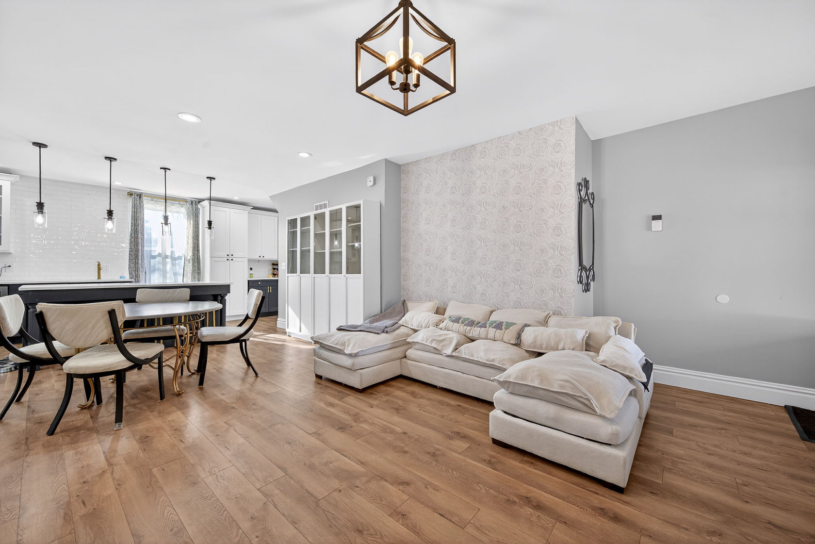 6918 Dartmouth Avenue, St. Louis, MO 63130